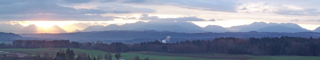 panorama.bavarian alps sunrise_cr_small